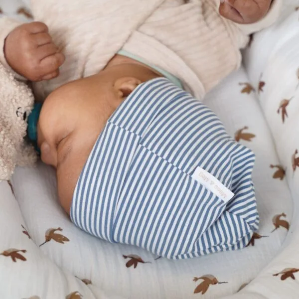 Baby mutsje blauw gestreept