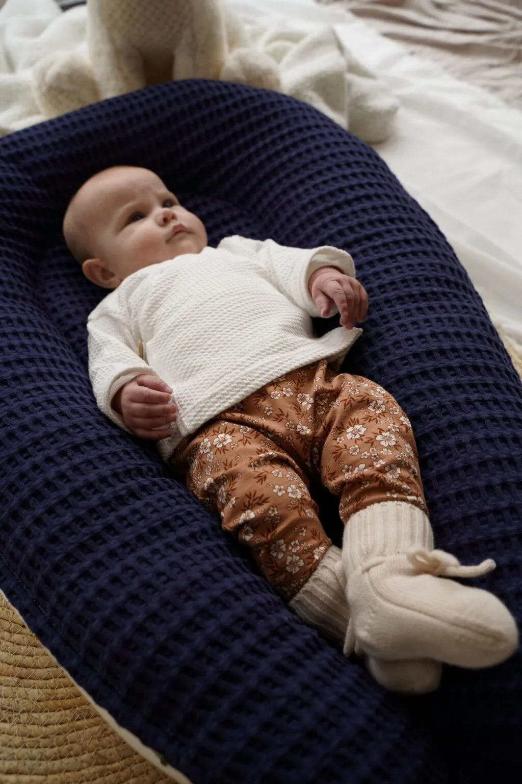 Broekje | bloemen bruin