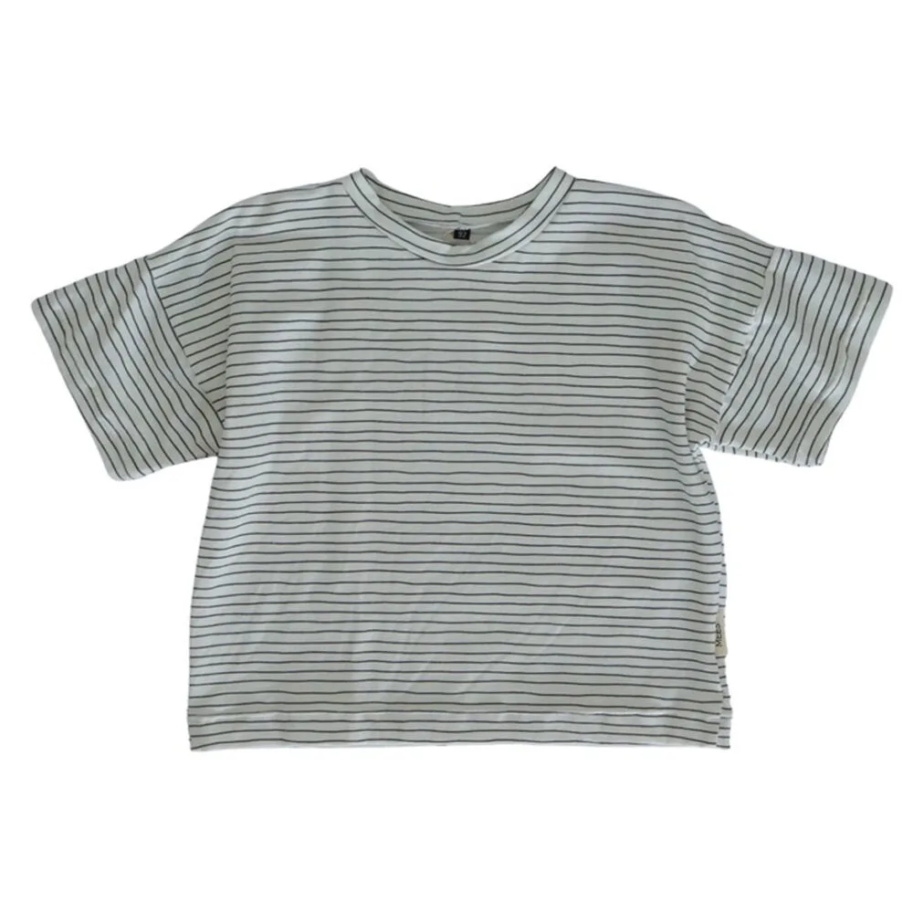 oversized shirt voor jongens met grijze streep oversized-streep-shirt-jongens