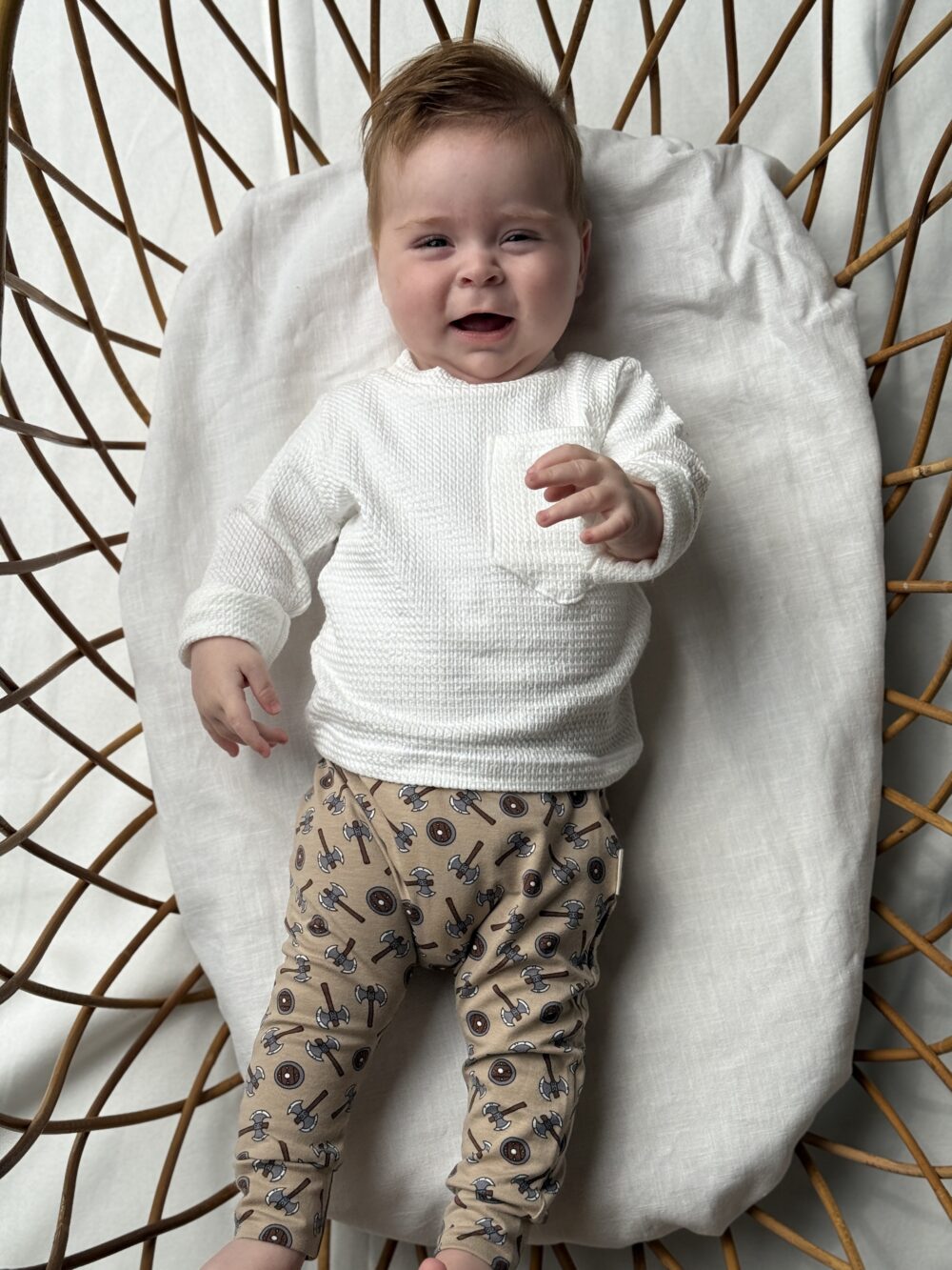 Baby broekje viking bruin Baby broekje viking bruin