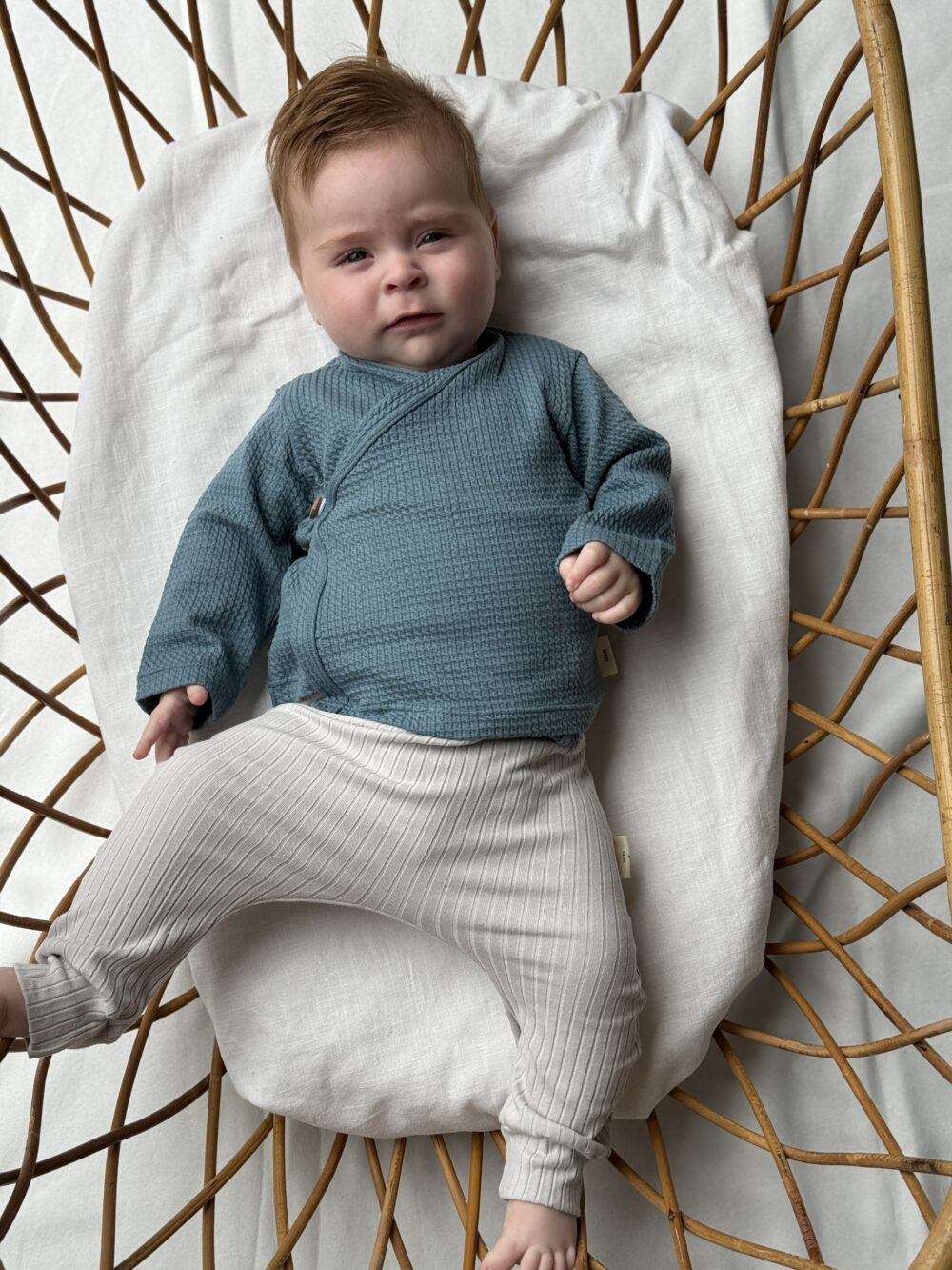 Baby overslagshirtje petrol (mini cable)