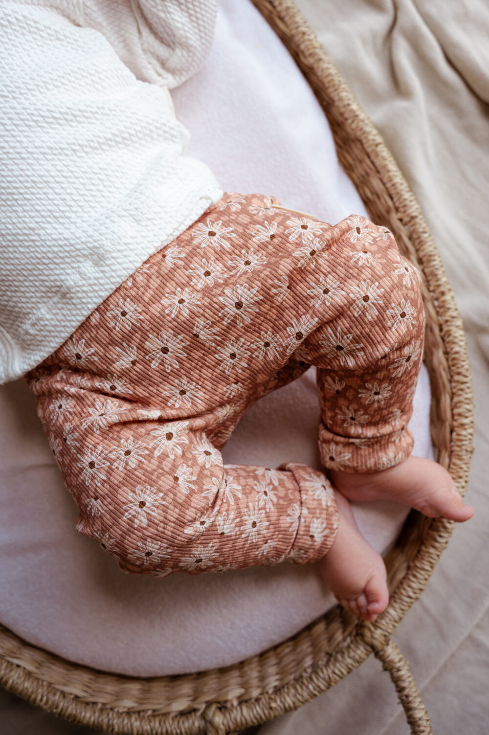 broekje-baby-bloemen